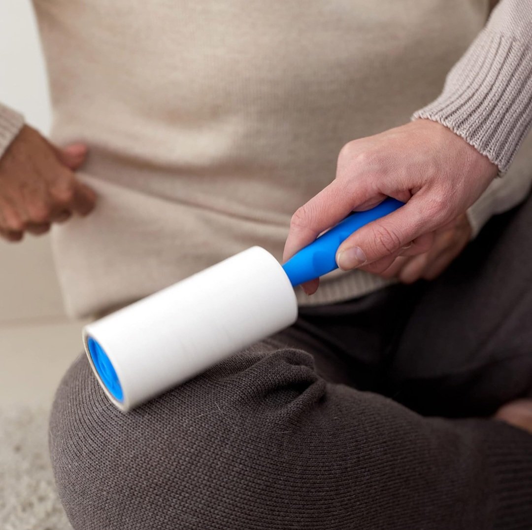 Sticky Roller Brush for Clothes (Remover with Handle)